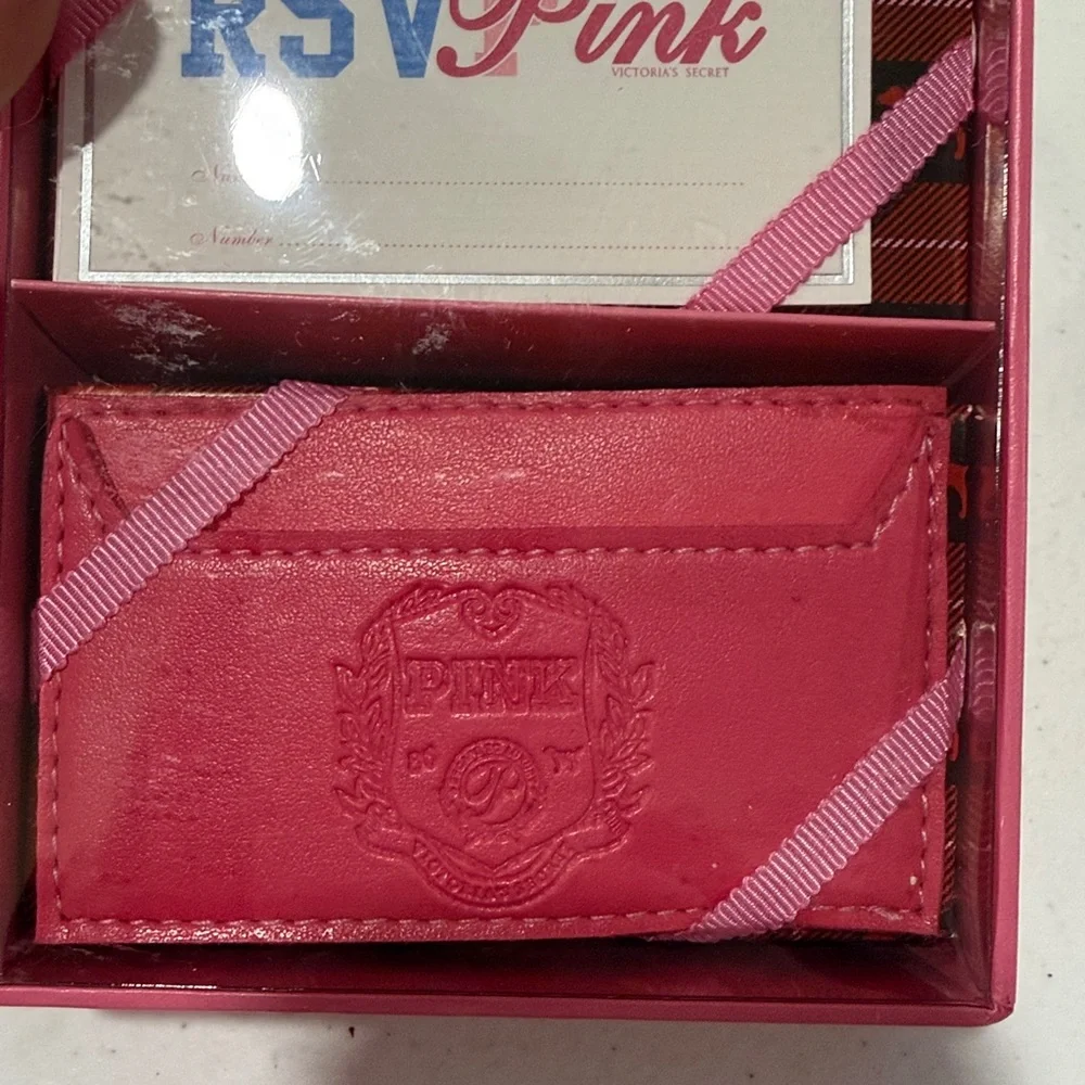 Victoria’s Secret Pink Limited Edition VIP A-Lister Calling Cards & Card Holder